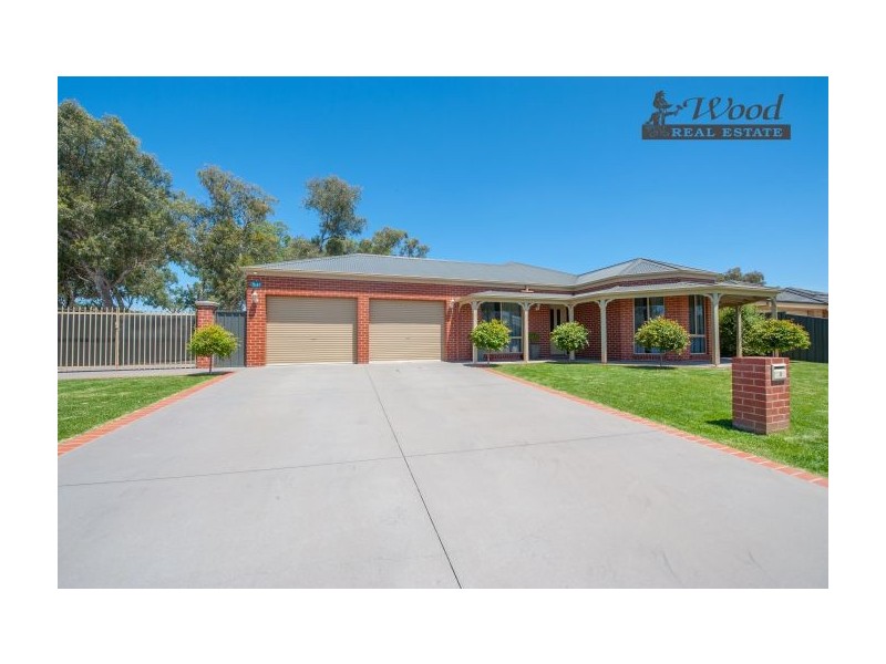 8 Silkyoak Court, East Albury NSW 2640