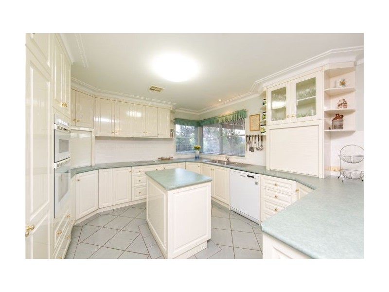 40 Franklin Court (Norris Park), Lavington NSW 2641