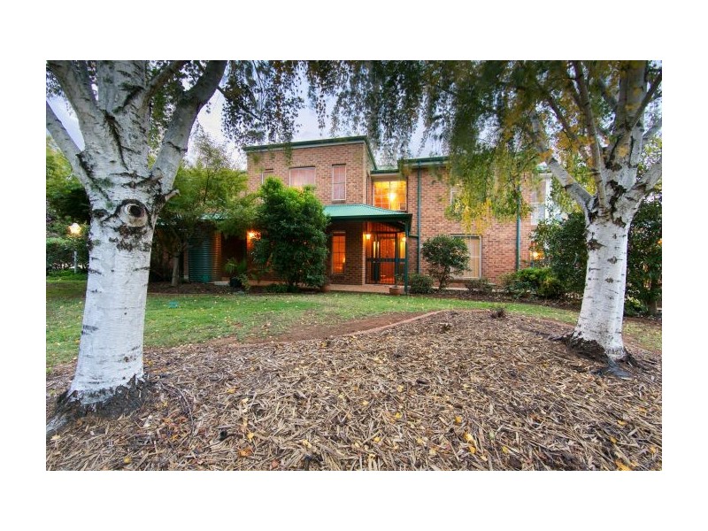 40 Franklin Court (Norris Park), Lavington NSW 2641