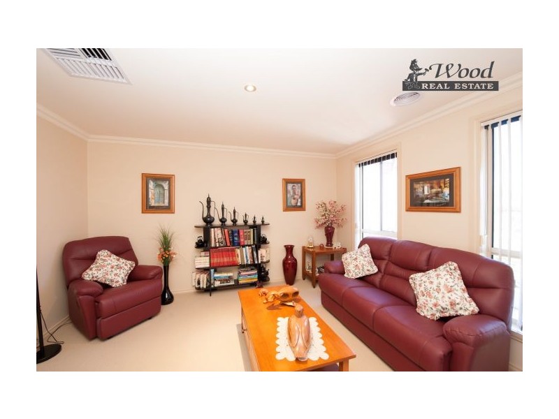 151 Newton Circuit, Thurgoona NSW 2640