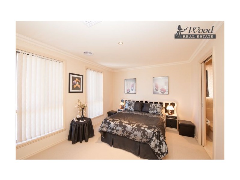 151 Newton Circuit, Thurgoona NSW 2640