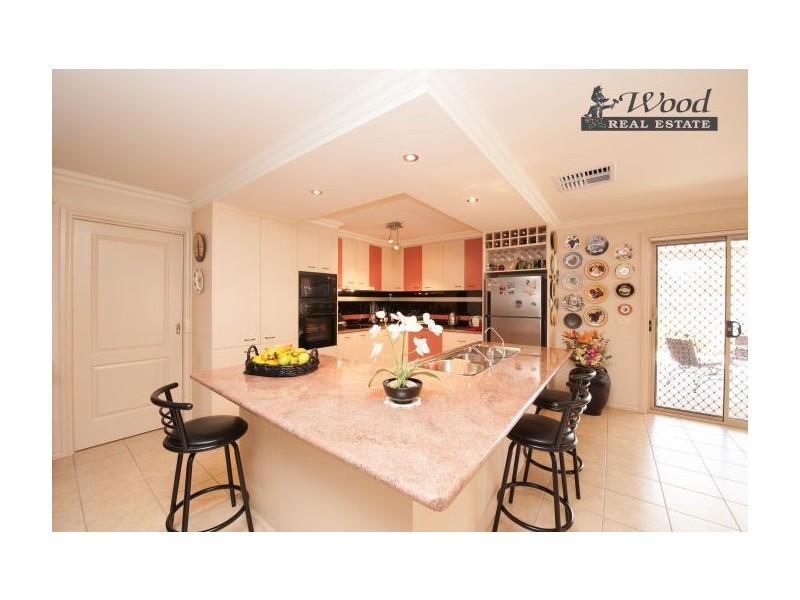 151 Newton Circuit, Thurgoona NSW 2640