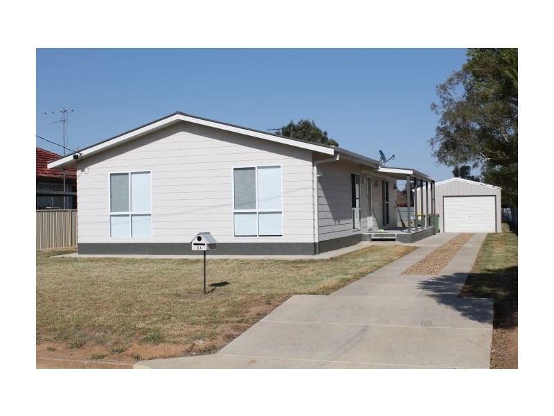 6a Second Avenue, Henty NSW 2658