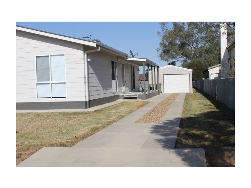 6a Second Avenue, Henty NSW 2658