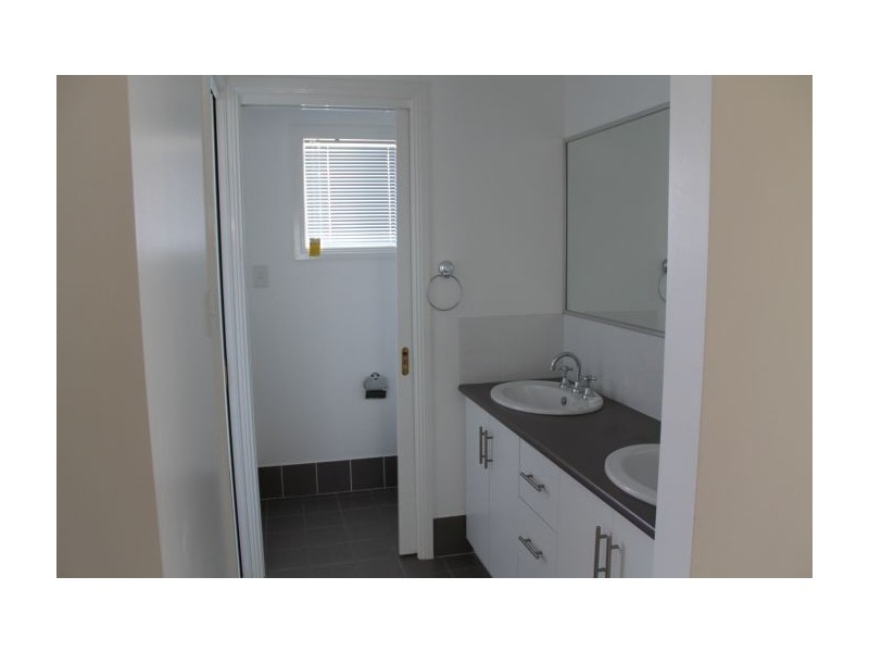 6a Second Avenue, Henty NSW 2658