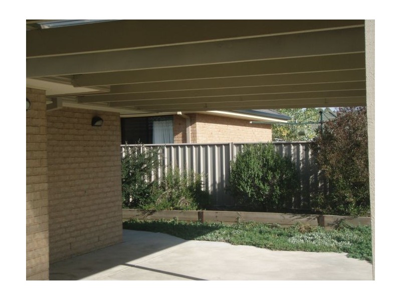 176 Hotham Circuit, Thurgoona NSW 2640
