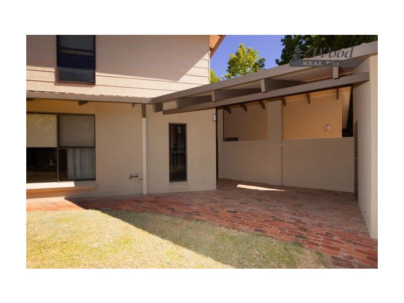 584 Zago Court, Lavington NSW 2641