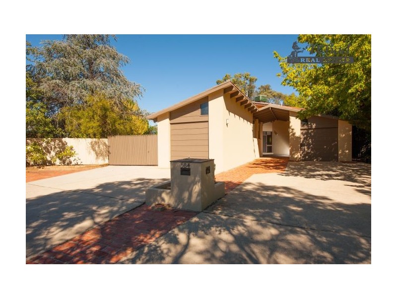 584 Zago Court, Lavington NSW 2641