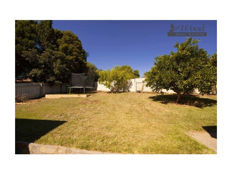 568 Noorla Place, Lavington NSW 2641