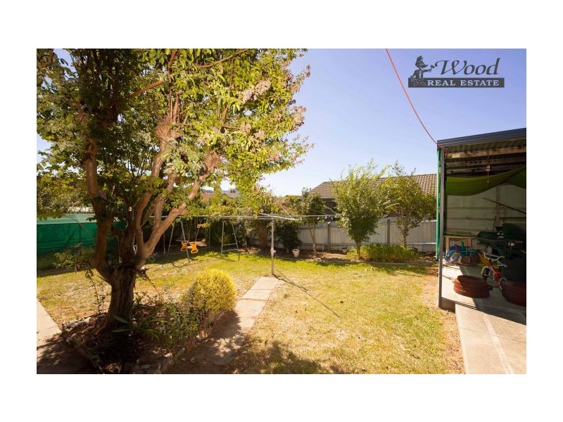 568 Noorla Place, Lavington NSW 2641