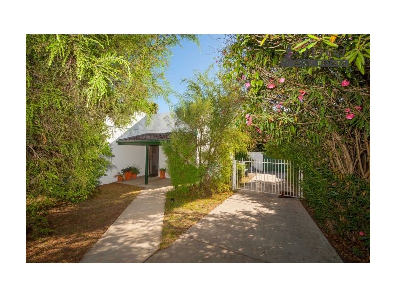 1097 Alemein Ave, North Albury NSW 2640