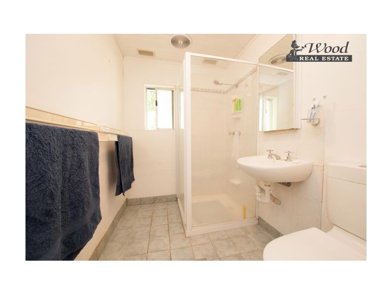 1097 Alemein Ave, North Albury NSW 2640