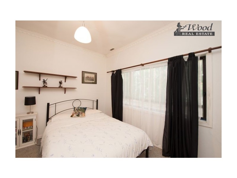 1097 Alemein Ave, North Albury NSW 2640