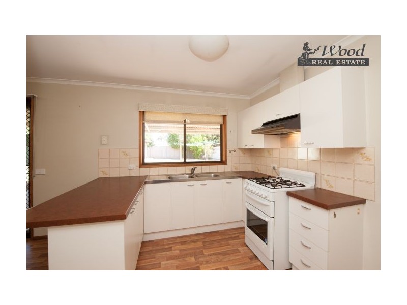 4 Candlebark Street, Thurgoona NSW 2640