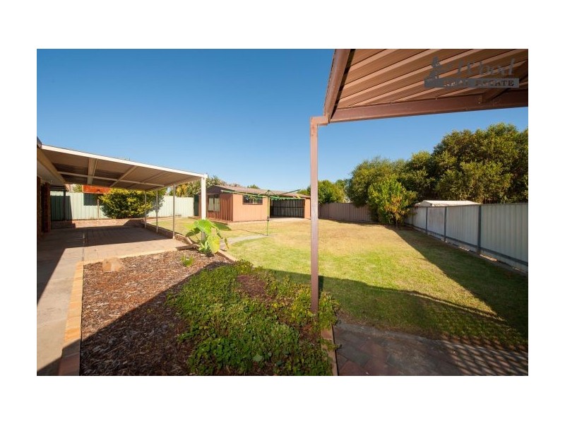 4 Candlebark Street, Thurgoona NSW 2640