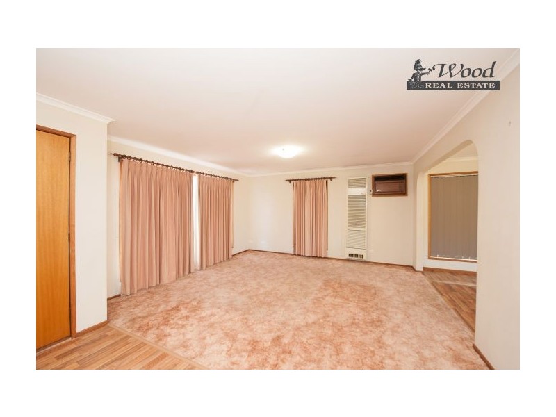 4 Candlebark Street, Thurgoona NSW 2640