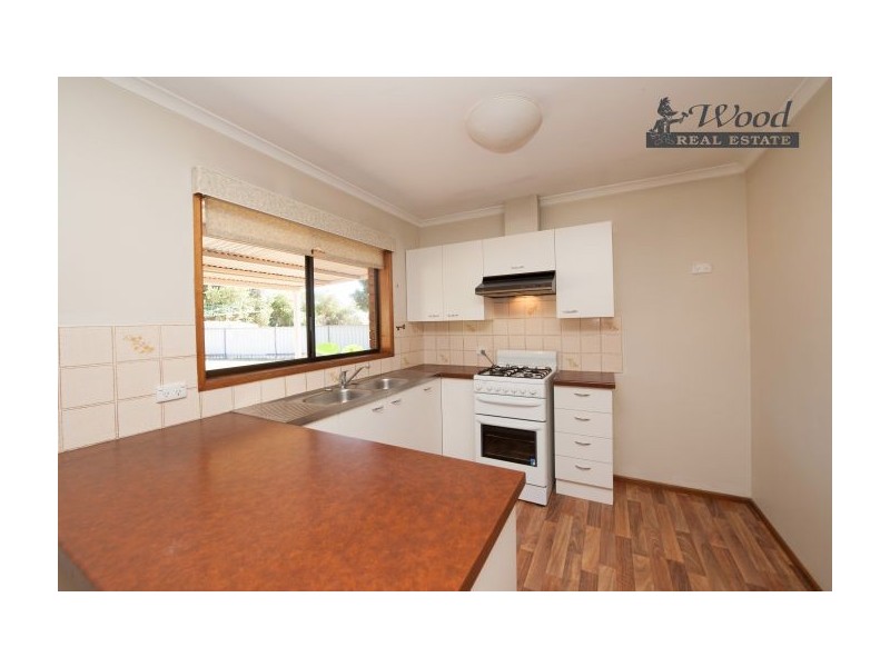 4 Candlebark Street, Thurgoona NSW 2640