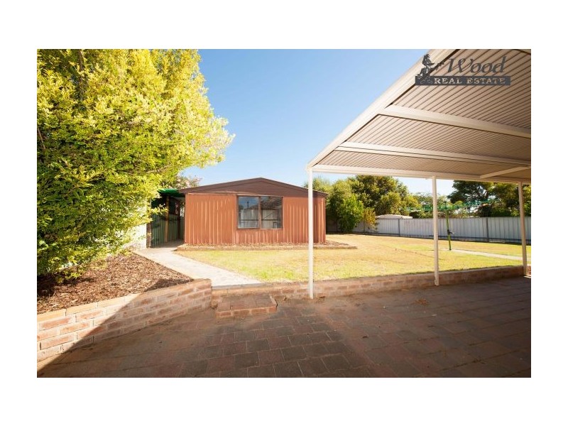4 Candlebark Street, Thurgoona NSW 2640