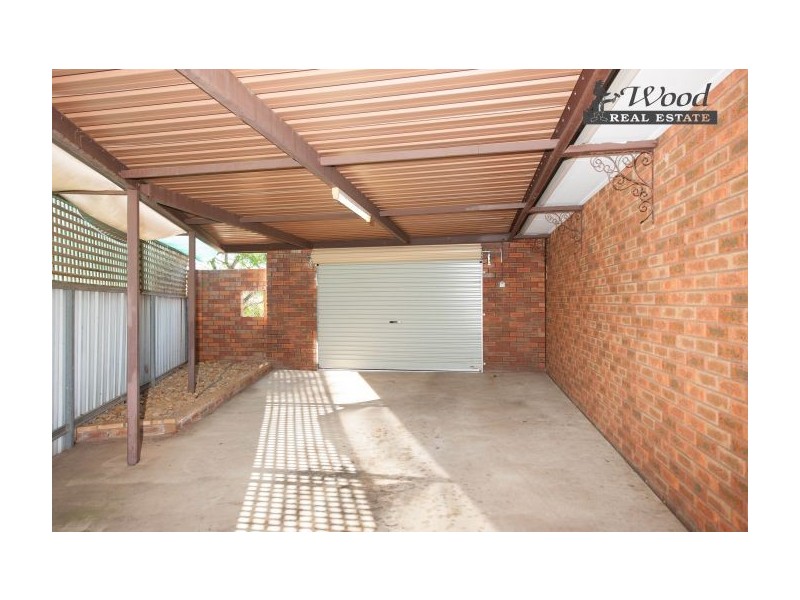 4 Candlebark Street, Thurgoona NSW 2640