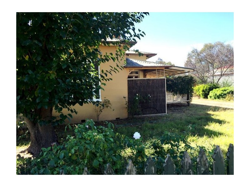 8 Wattle Street, Culcairn NSW 2660