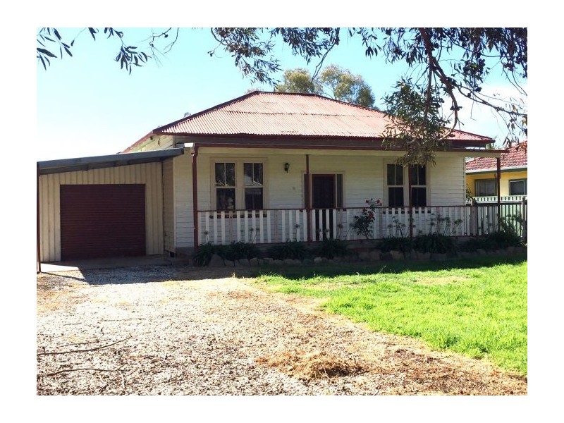 10 Wattle Street, Culcairn NSW 2660