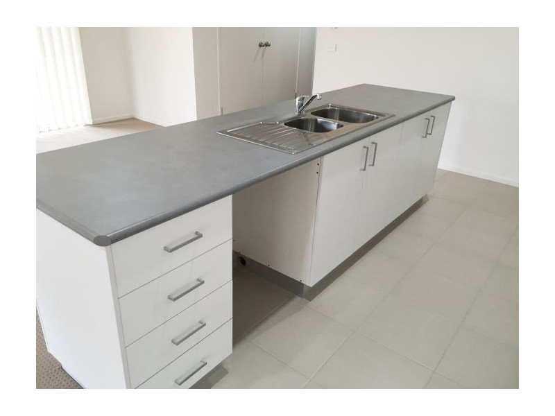 16 Bevington Bend, Lavington NSW 2641