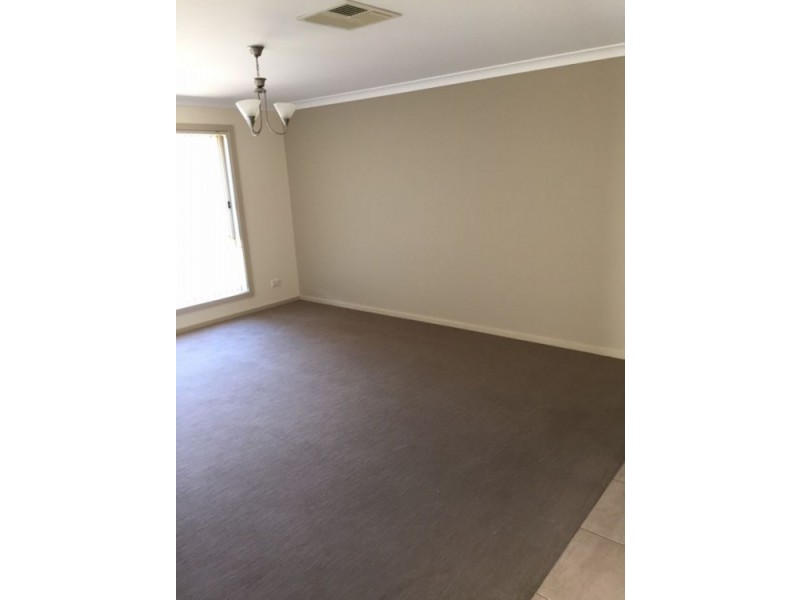 1/35 Handel Street, Albury NSW 2640