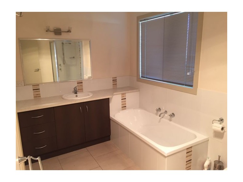 1/35 Handel Street, Albury NSW 2640