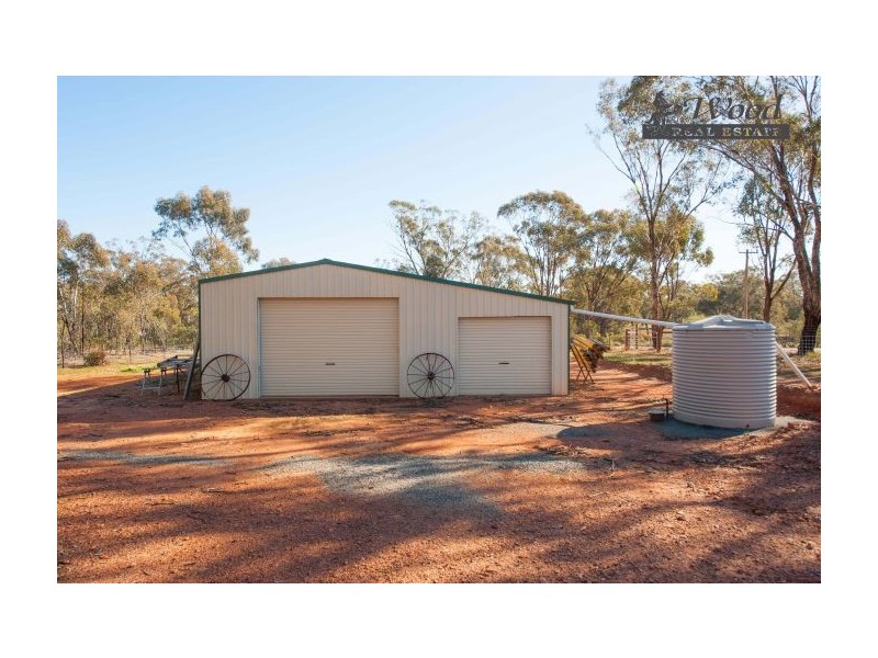 60 Cullen St, Pleasant Hills NSW 2658