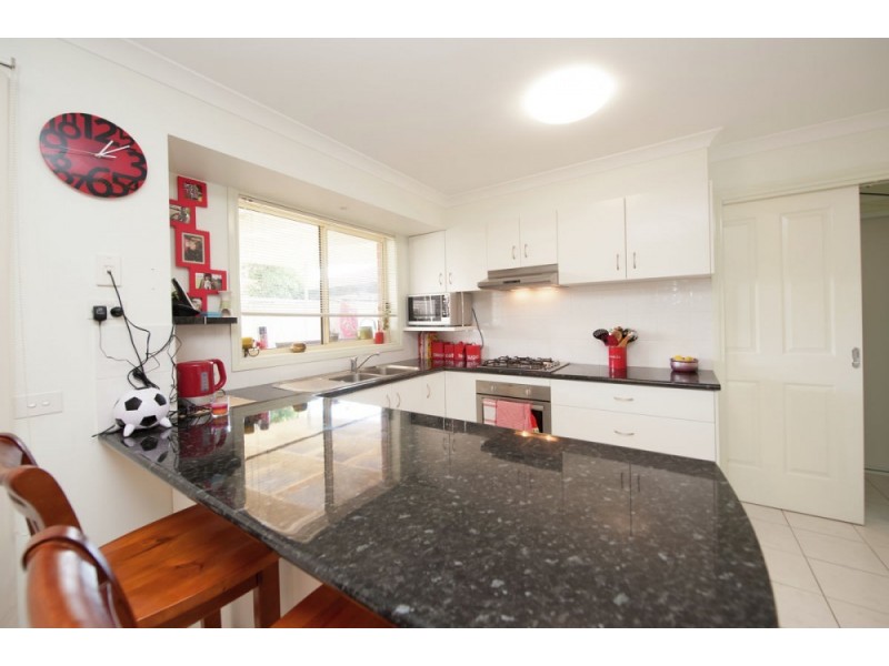 1 Brent Court, Lavington NSW 2641