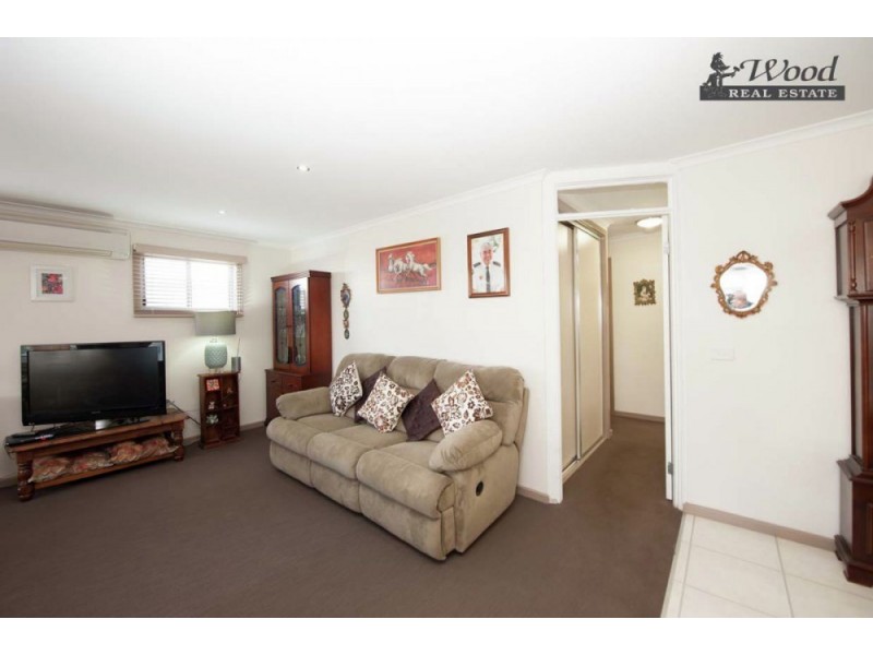 140/639 Kemp Street, Lavington NSW 2641