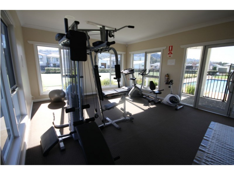 140/639 Kemp Street, Lavington NSW 2641