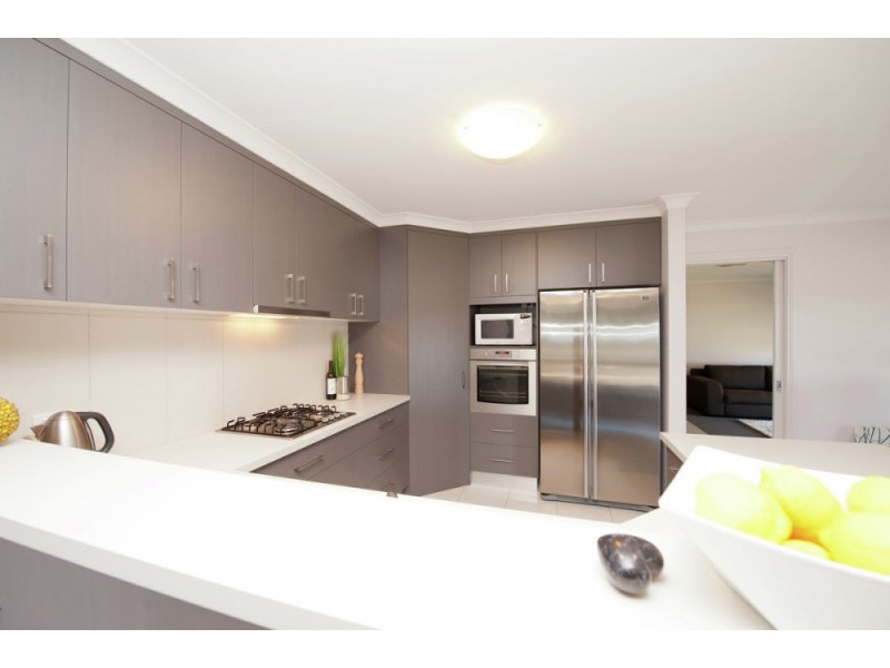 16 Bullfrog Court, Thurgoona NSW 2640