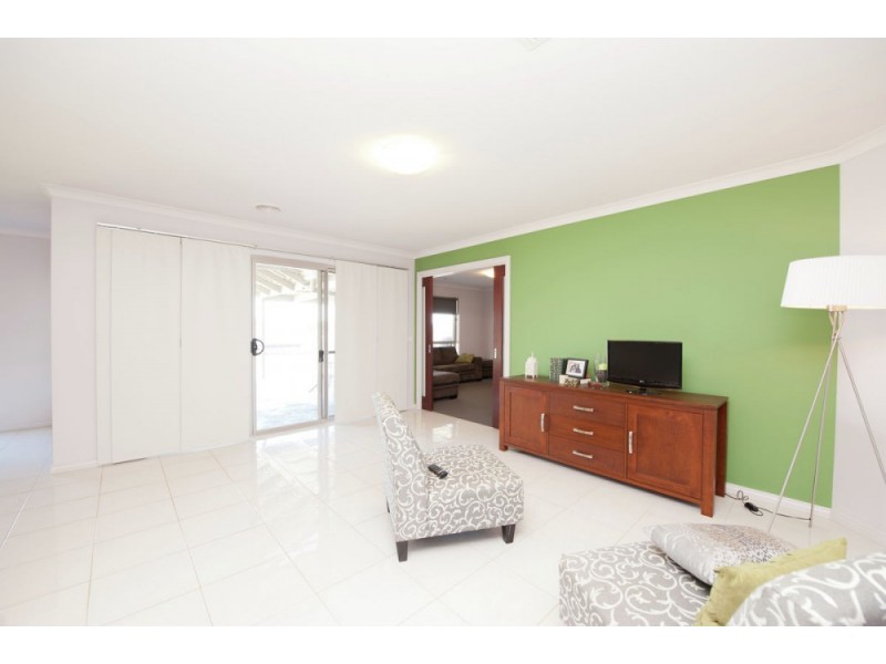 16 Bullfrog Court, Thurgoona NSW 2640