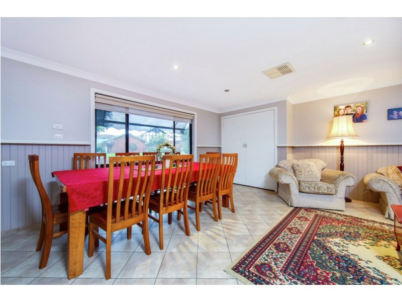 526 Lyne Street, Lavington NSW 2641