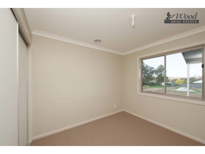 80 Wellington Drive, Thurgoona NSW 2640