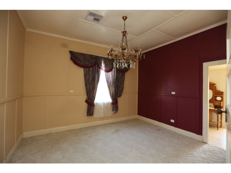 15 Sladen Street, Henty NSW 2658