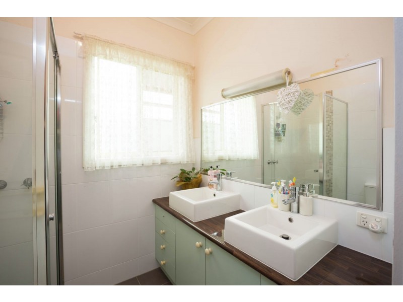 3 Dirru Court, Lavington NSW 2641