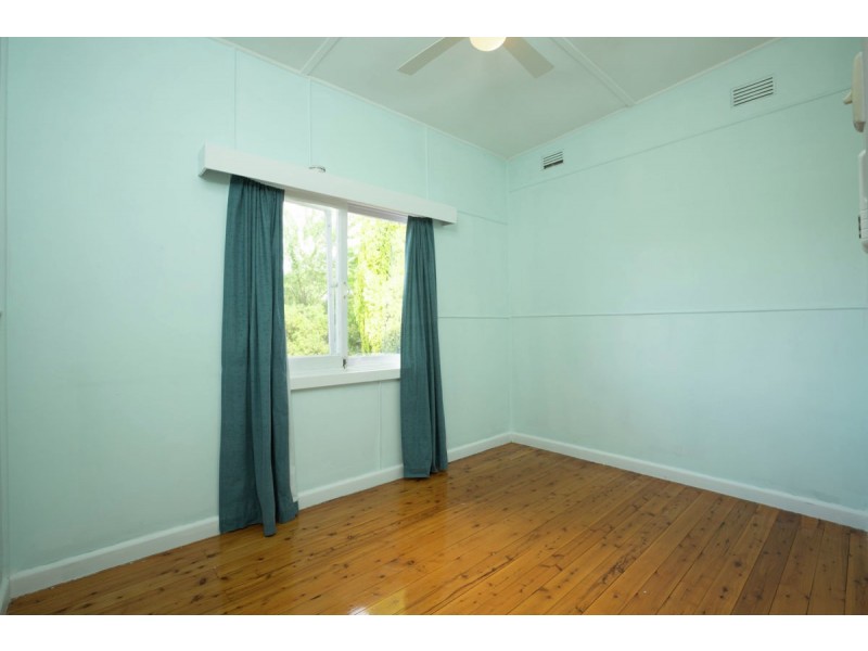 9 Panorama Place, Lavington NSW 2641