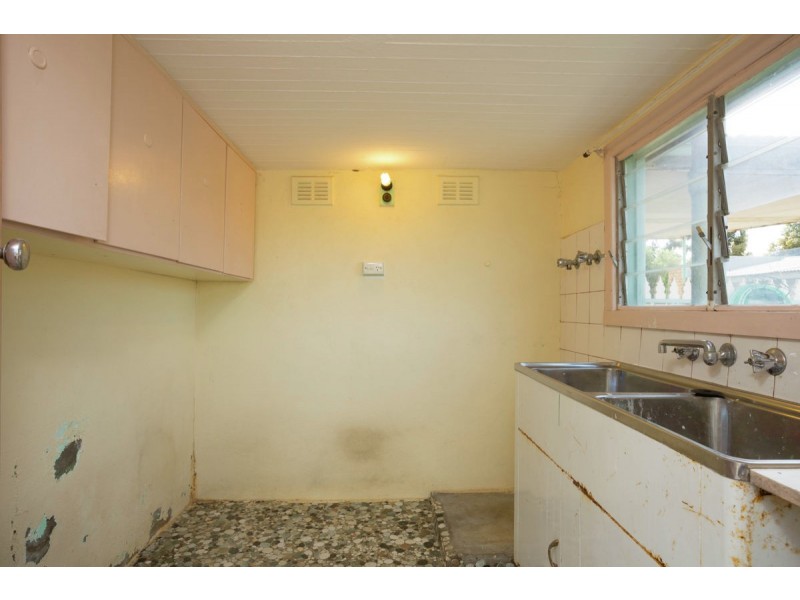 9 Panorama Place, Lavington NSW 2641