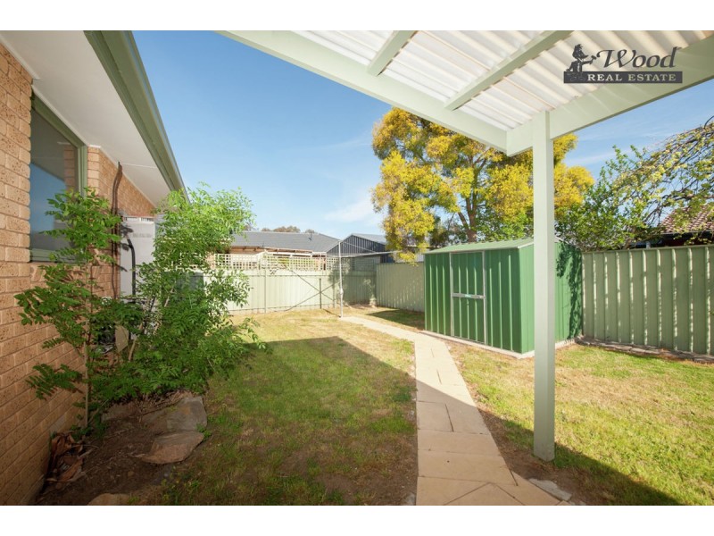 2 Troon Court, Thurgoona NSW 2640