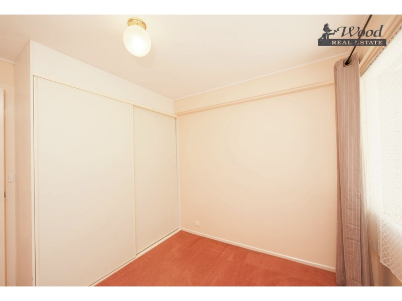 2 Troon Court, Thurgoona NSW 2640