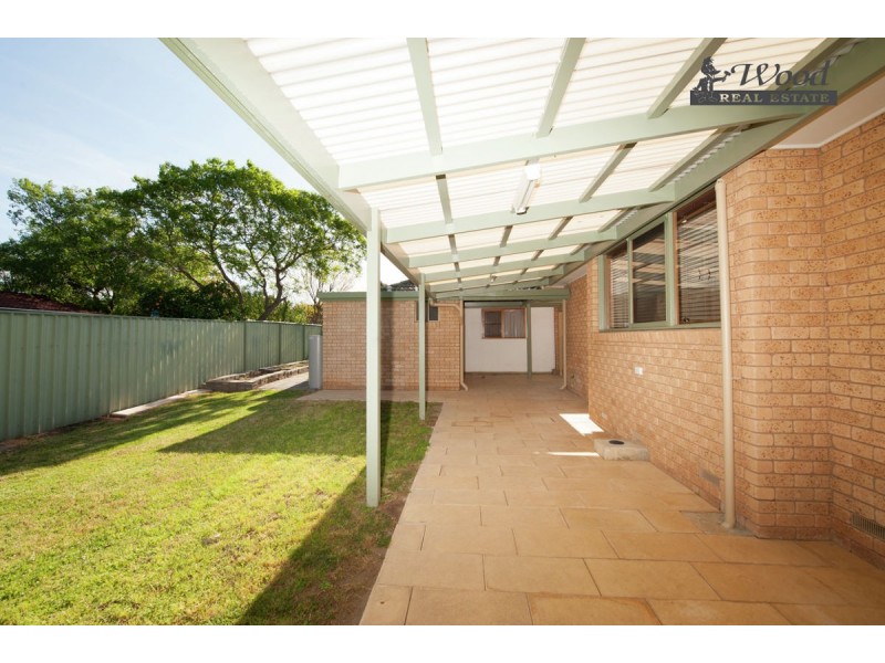 2 Troon Court, Thurgoona NSW 2640