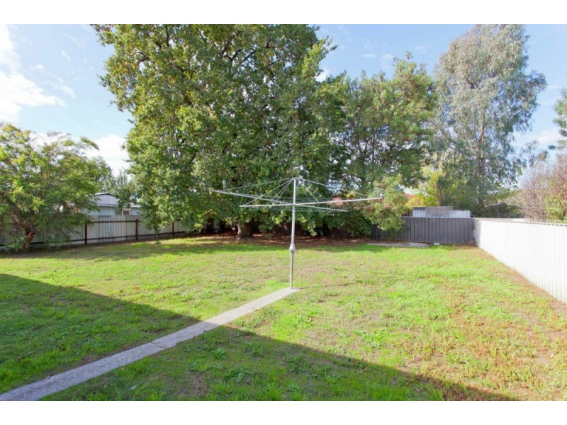 1074 Koonwarra Street, North Albury NSW 2640
