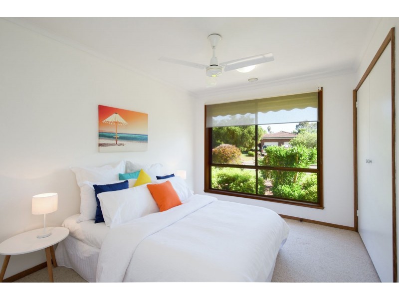 377 Poplar Drive, Lavington NSW 2641
