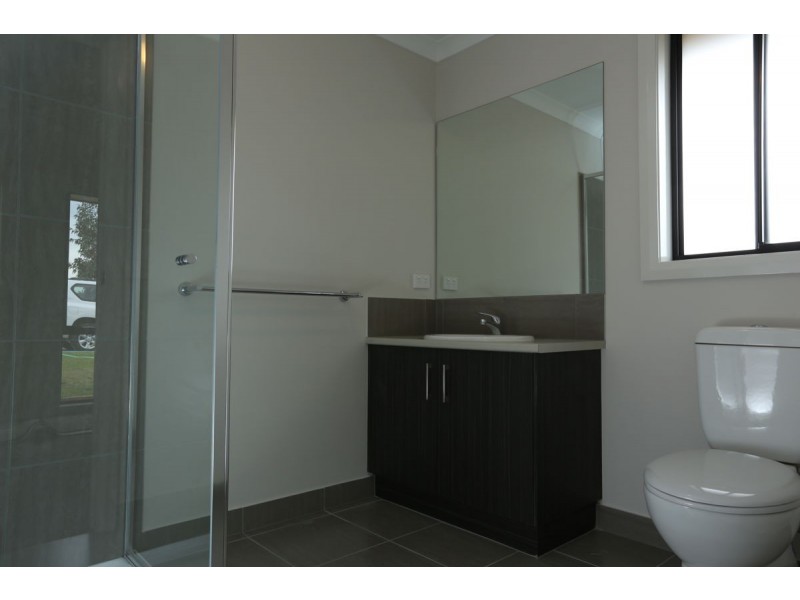 6 Barnett Ave, Thurgoona NSW 2640