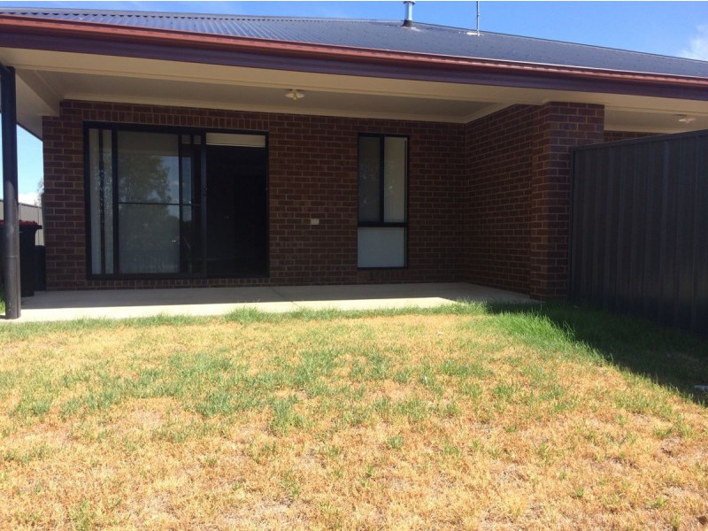 6 Barnett Ave, Thurgoona NSW 2640