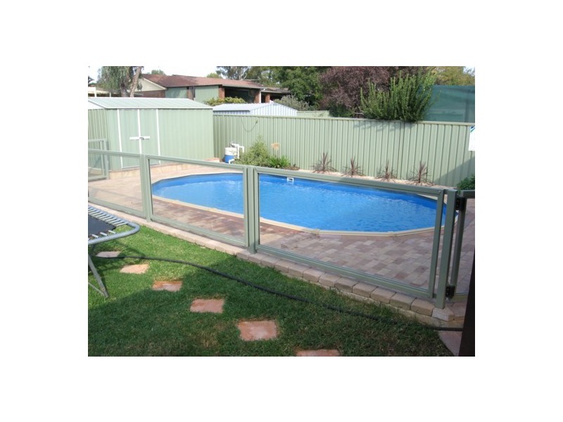 123 Hotham Circ, Thurgoona NSW 2640
