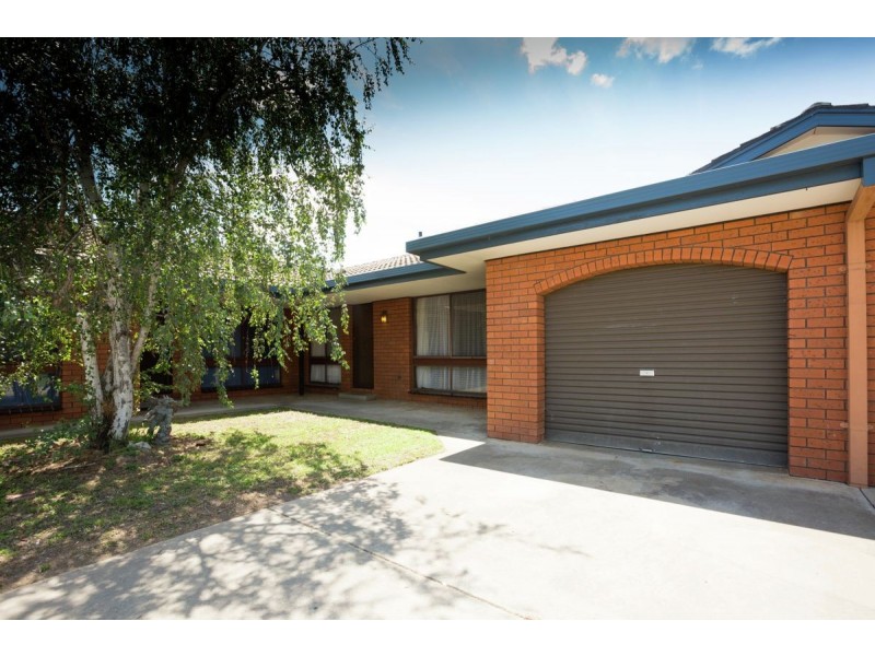 4/432 Kotthoff St, Lavington NSW 2641
