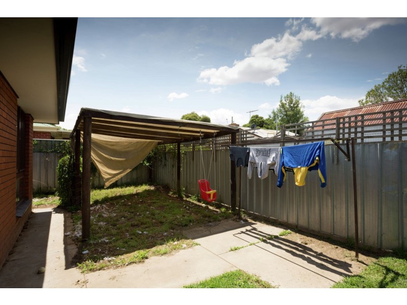 4/432 Kotthoff St, Lavington NSW 2641